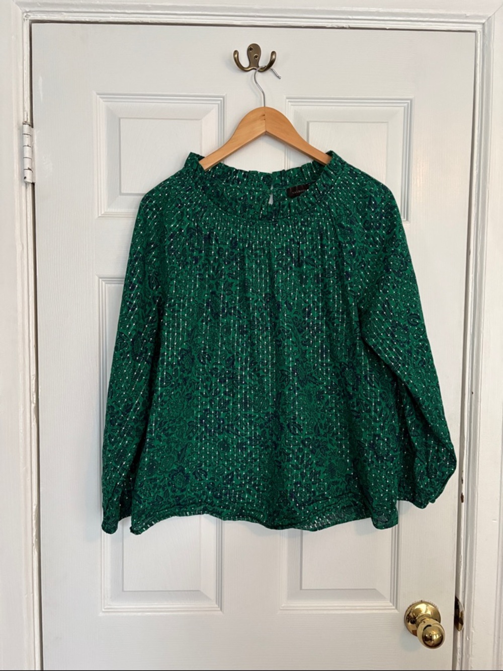 Green Pleated Long-Sleeve Women's Top
